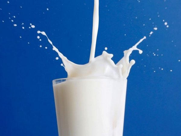 КП «Кременчугводоканал» закупило для сотрудников молоко по 500 гривен за литр