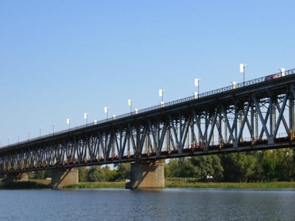 В Кременчуге «заминировали» мост консервной банкой