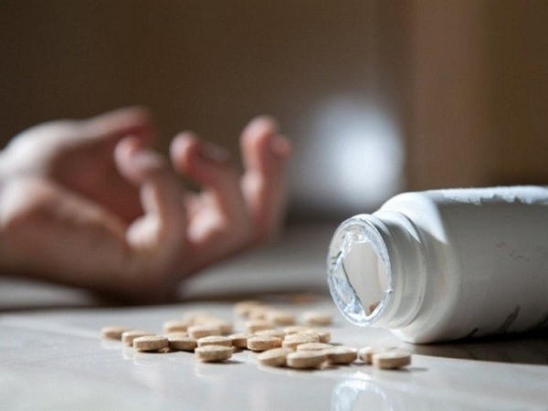 В Кременчуге 13-летняя школьница напилась таблеток