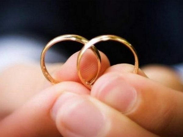 В Кременчуге первая пара зарегистрирует «Брак за сутки»