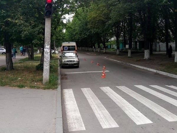 В Кременчуге автомобиль «Daewoo» сбил мужчину