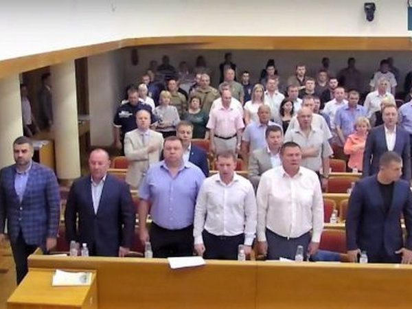 16 кременчугских депутатов решили устроить себе выходной