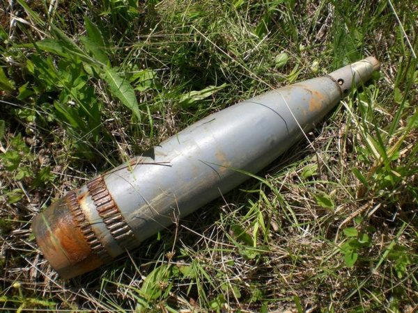 В Кременчуге недалеко от больницы нашли снаряд