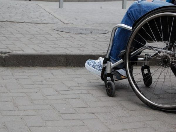 Кременчугские депутаты решили облегчить жизнь инвалидам