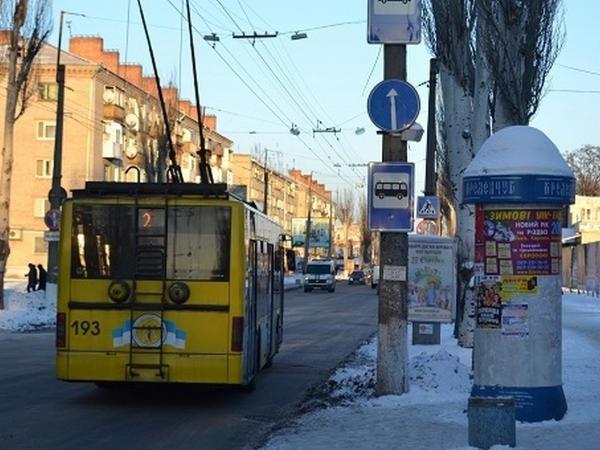 Мэр Кременчуга намерен передать остановки общественного транспорта в коммунальную собственность