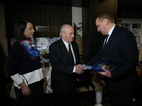Почетный гражданин Кременчуга отметил свой 90-летний юбилей