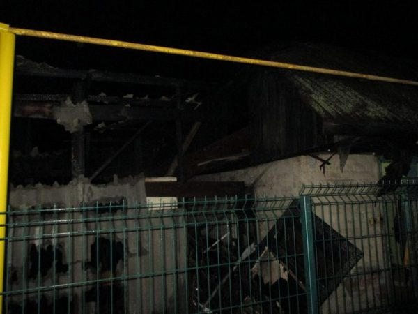 Ночью кременчугские пожарники тушили два пожара