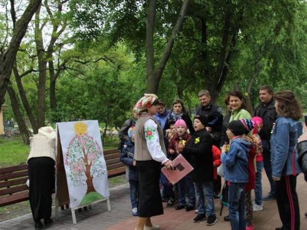 Кременчугские семьи приглашают принять участие в празднике Дня матери и семьи