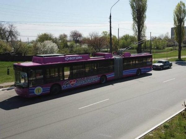 Новые троллейбусы Кременчуга вывели на обкатку