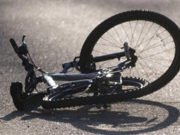 В Кременчуге подросток попал в реанимацию после езды на велосипеде