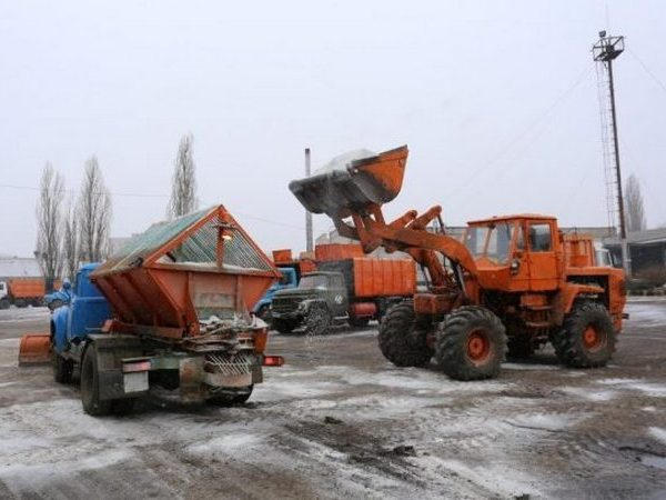 В Кременчуг к зиме завезли 16 вагонов соли