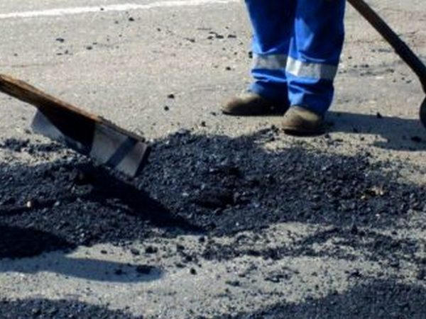 Кременчугские дорожники приступили к ремонту дорог на Молодежном