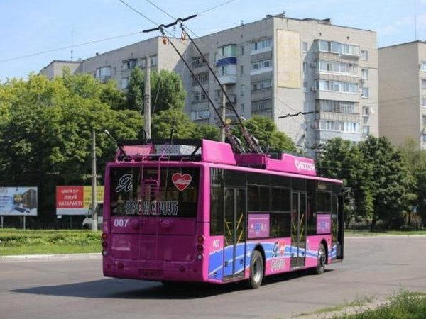 На улицы Кременчуга выехало 8 новых троллейбусов