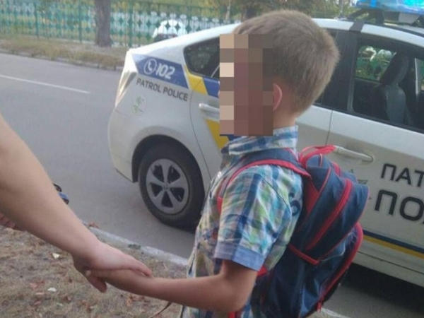 В Кременчуге патрулные помогли найти 7-летнего мальчика, которого разыскивала мать