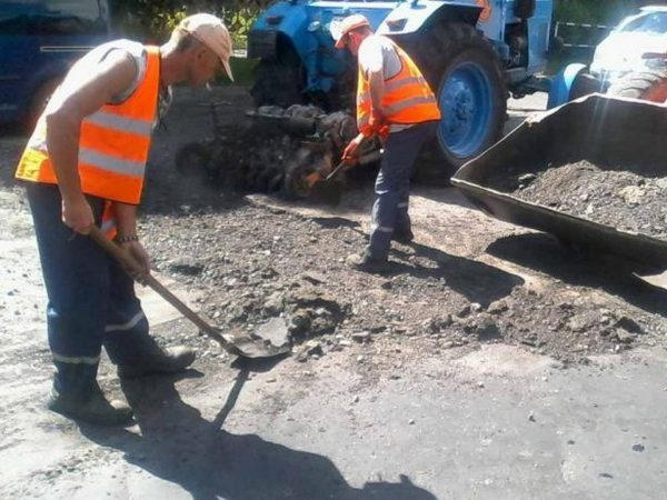 Начался ремонт дорог в нагорной части Кременчуга