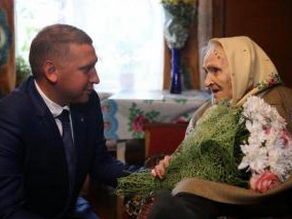 В Кременчуге участница Второй Мировой войны отметила свой 100-летний юбилей