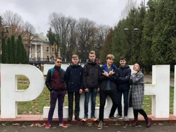 Учащиеся КУВК №4 завоевали «бронзу» на всеукраинском турнире юных химиков