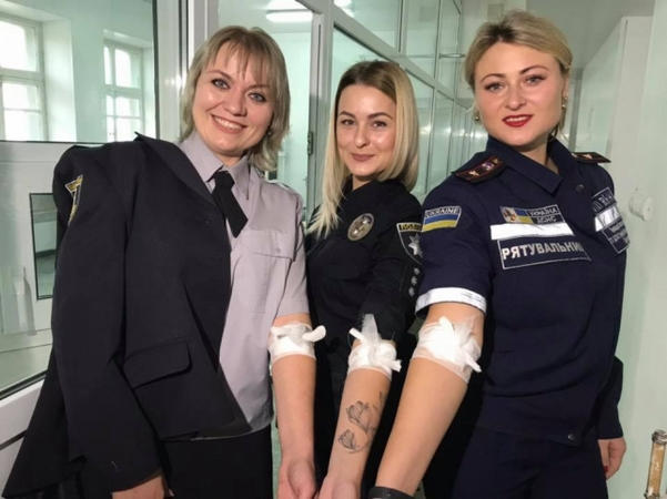 Кременчугские пресс-офицеры поделились своей кровью
