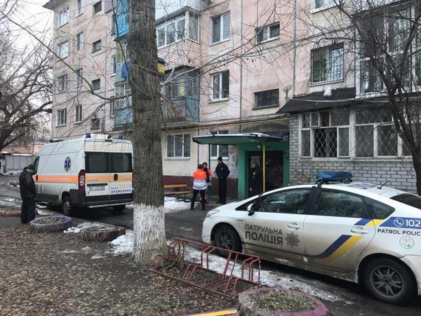 В Кременчуге 15-летняя девушка зарезала своего отчима