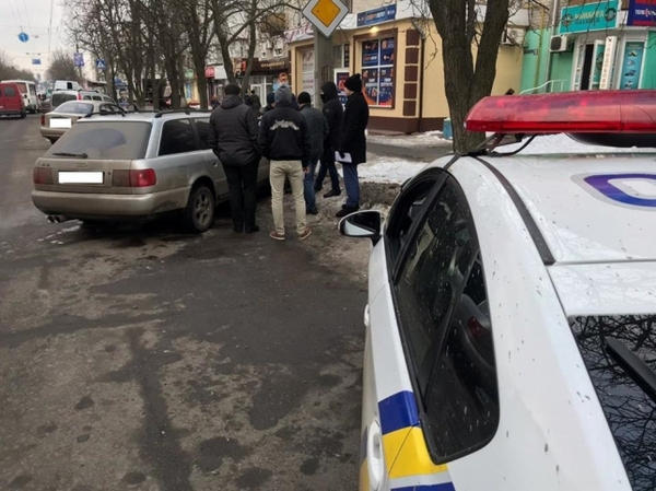 Кременчугская полиция задержала местного драг-дилера