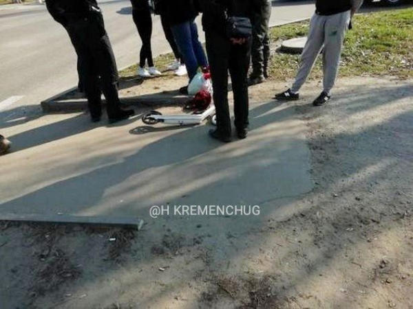 В Кременчуге автомобиль сбил ребенка на самокате