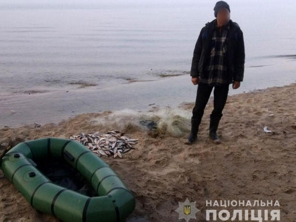 Водные полицейские задержали на Кременчугском водохранилище очередного нарушителя