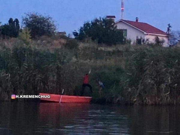 В Кременчуге дети украли лодку у спасателей