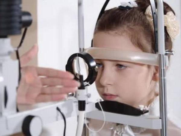 В кременчугской детской больнице будет вести прием врач-офтальмолог
