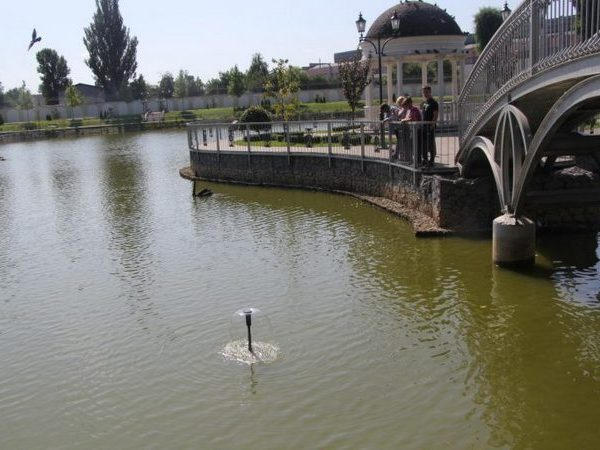 В кременчугском Городском саду появилась новая система фильтрации и аэрации воды