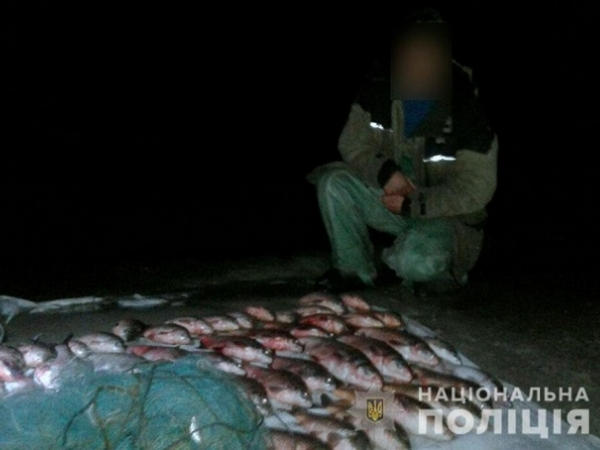 19-летний браконьер выловил на Кременчугском водохранилище 43 кг рыбы