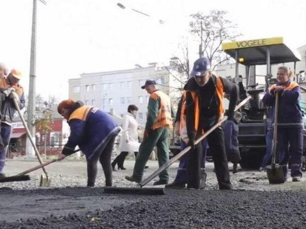 В Кременчуге дороги ремонтируют капитально