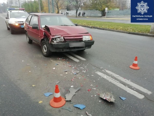 В Кременчуге произошло ДТП при участии учебного автомобиля