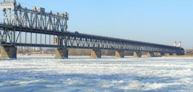 В Кременчуге на неделю ограничат движение на Крюковском мосту