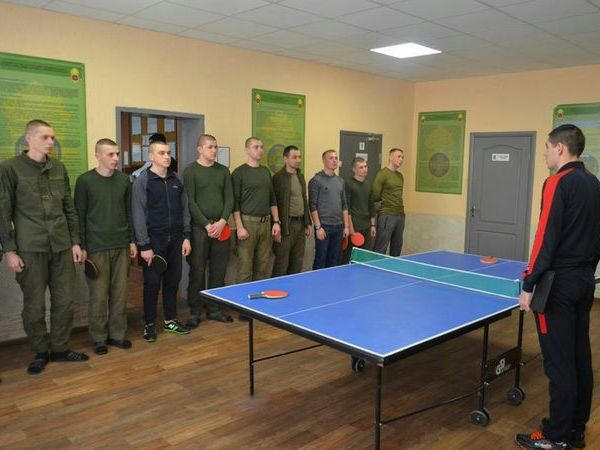 В Кременчуге определили лучших военнослужащих-теннисистов
