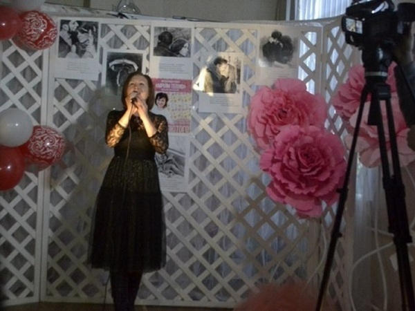 Кременчугская поэтесса презентовала свою книгу о любви