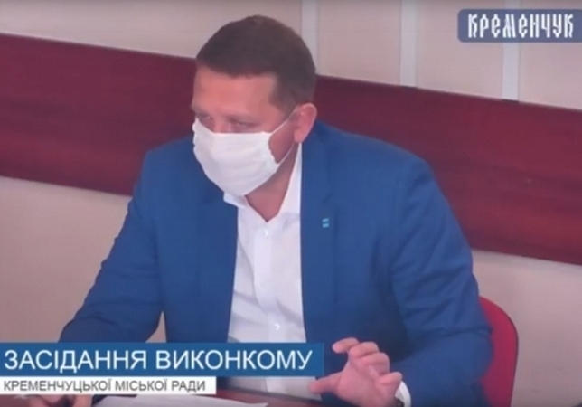 Малецкий госпитализировал двух кременчужан в инфекционную больницу
