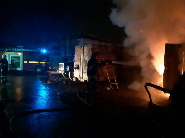 В Кременчуге сгорела деревянная постройка: погиб человек