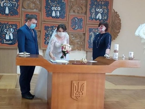 Браки и разводы: как обстоит ситуация в Кременчуге