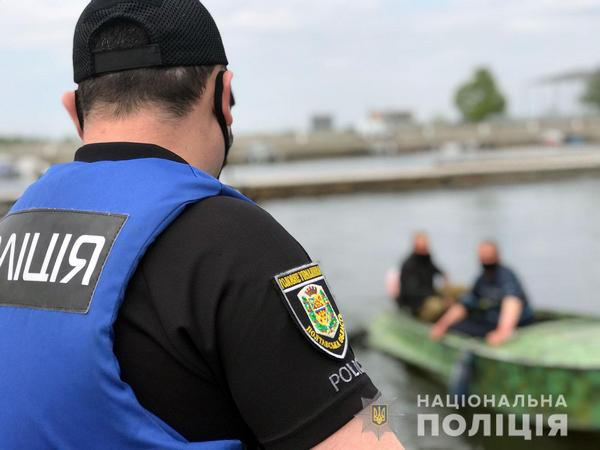 На праздники водная полиция будет проверять соблюдение нерестового запрета на Кременчугском водохранилище