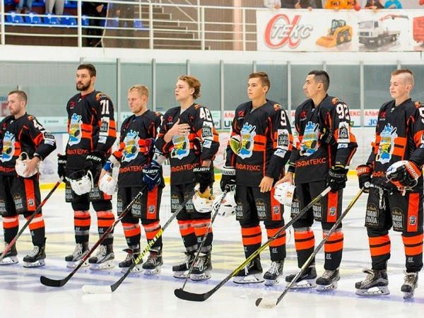 Кременчугские хоккеисты стали первыми финалистами плей-офф чемпионата