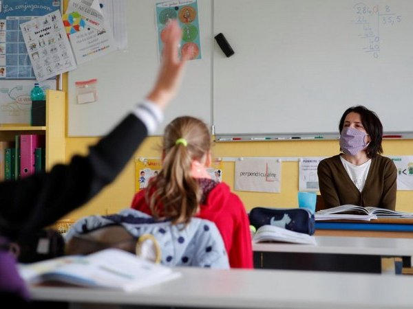 В Кременчуге в двух школах и детском садике на коронавирус заболели сотрудники