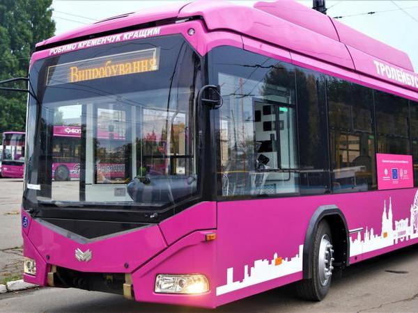 В Кременчуг прибыло еще 2 новых троллейбуса на автономном ходу
