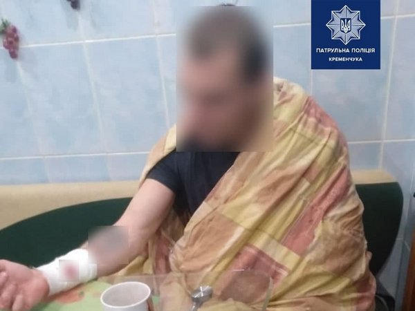 В Кременчуге 24-летний парень порезал себе вены