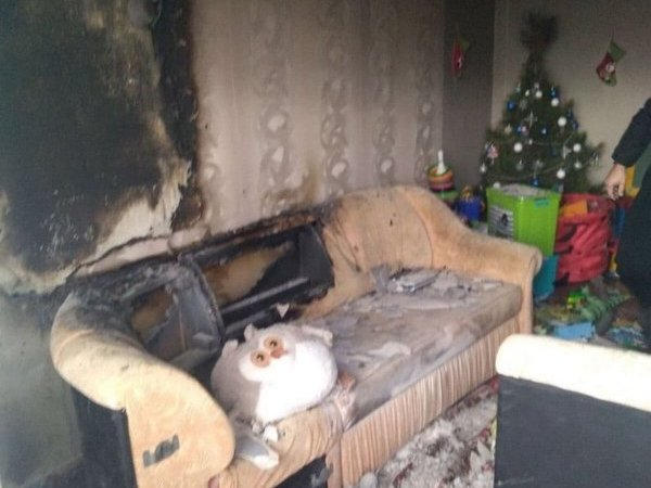 В Кременчуге на Раковке в квартире сгорел диван