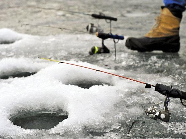 В Кременчуге 59-летний рыбак ушел под лед