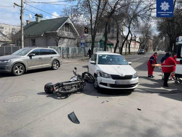 В Кременчуге произошло ДТП с мотоциклистом: есть пострадавшие