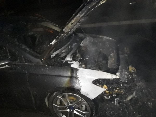 На выходных в центре Кременчуга горело авто