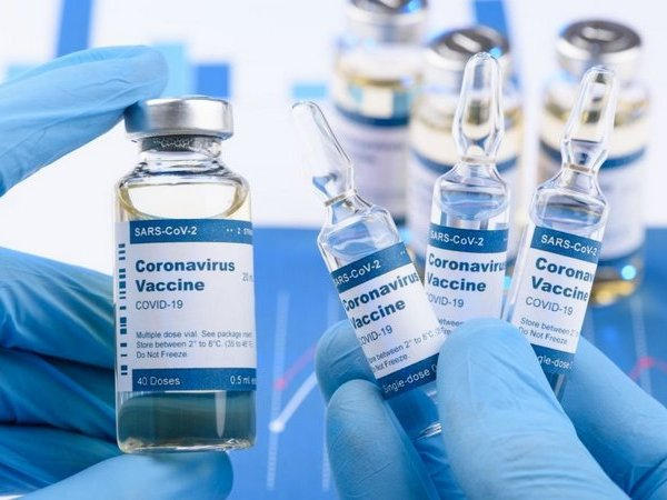 В Кременчуге 5027 человек прошли полный цикл вакцинации от коронавируса