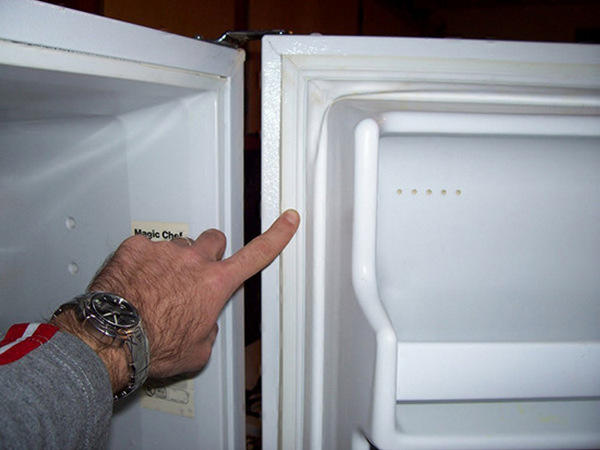 Сервисный центр «TEND» рассказывает, что делать, если морозильная камера не морозит