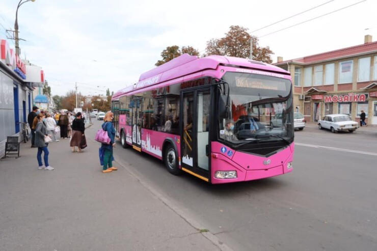 В Кременчуге вместо 20 коммунальных автобусов купят в два раза меньше
